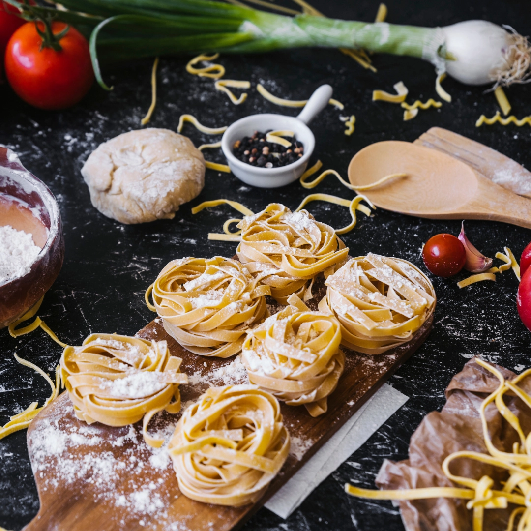 Tagliatelle, enrollada en nidos